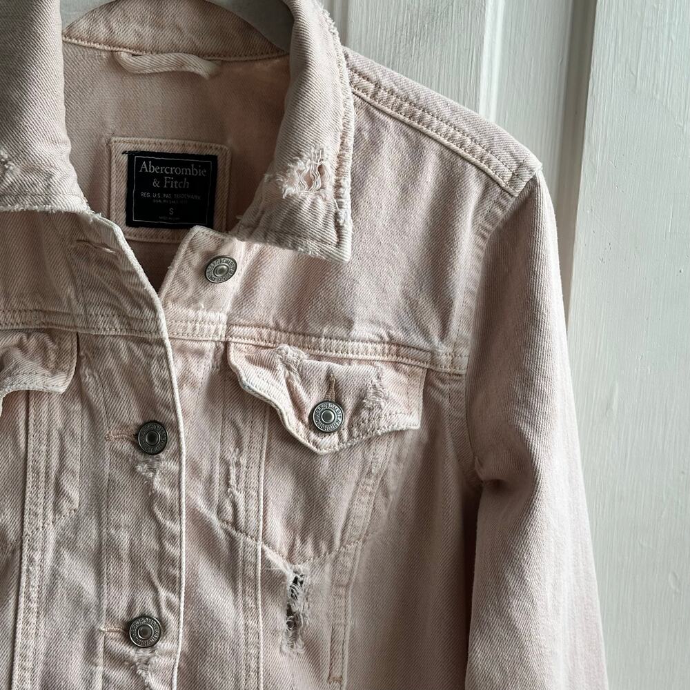 Abercrombie & Fitch Blush Pink Distressed Jean Jacket - Picture 6 of 10